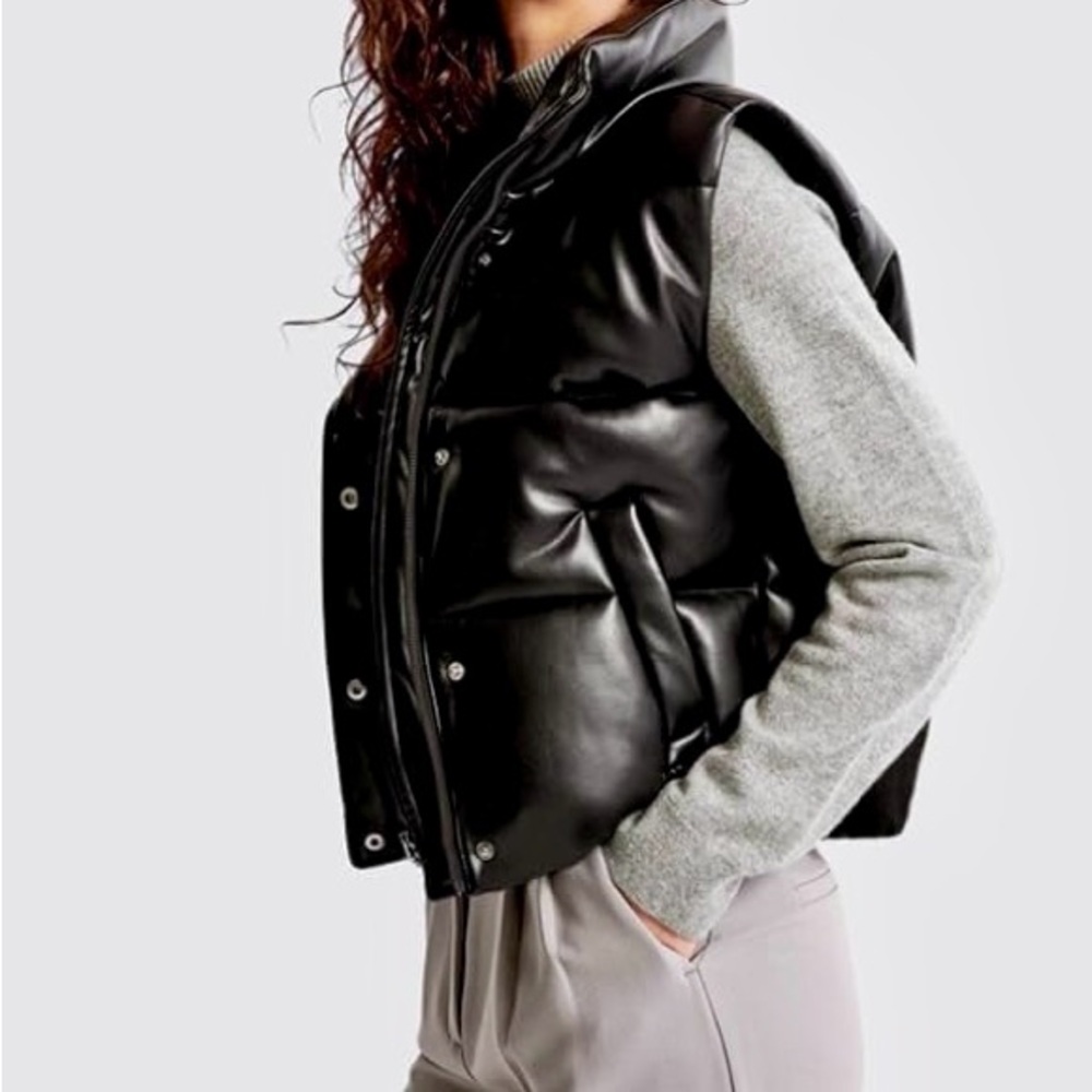 Abercrombie & Fitch Black Quilted Puffer Vest